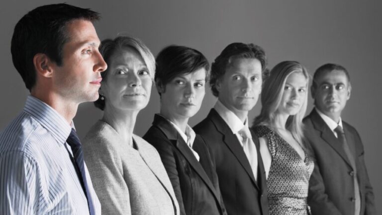 Stand our as a manager and leader - leadership