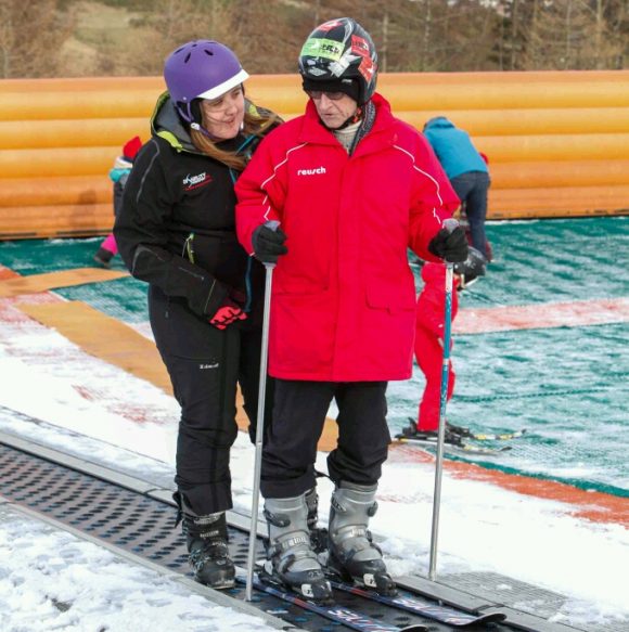 Blind WW2 Veteran Takes To The Slopes For The First Time