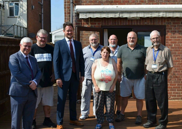 MP Visits Hampshire Homes For Veterans