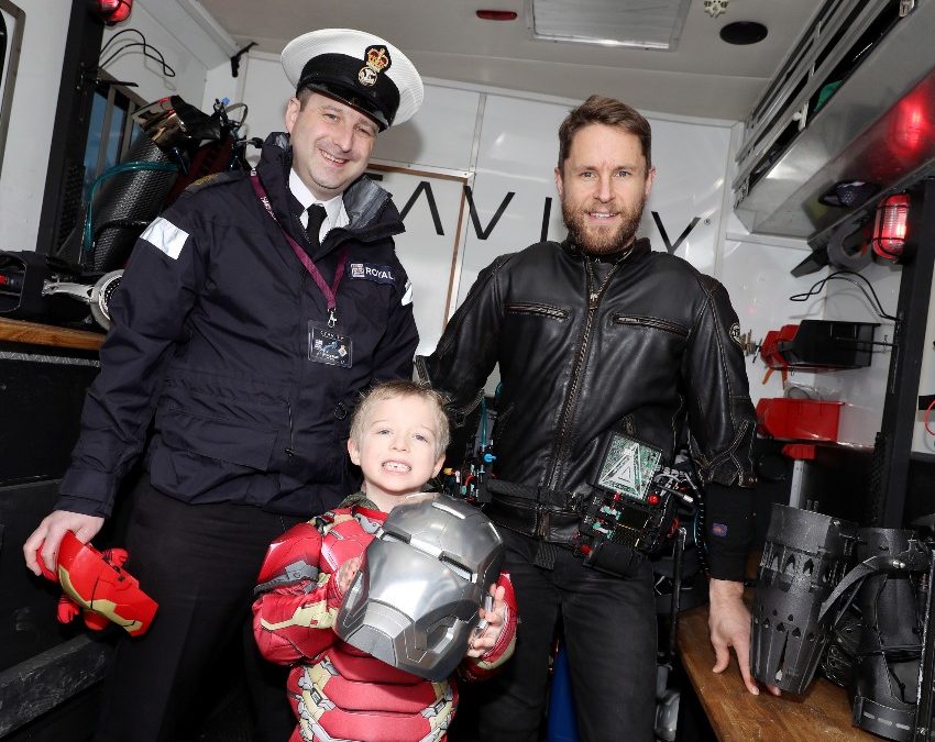 Petty Officer’s Son Meets ‘Iron Man’