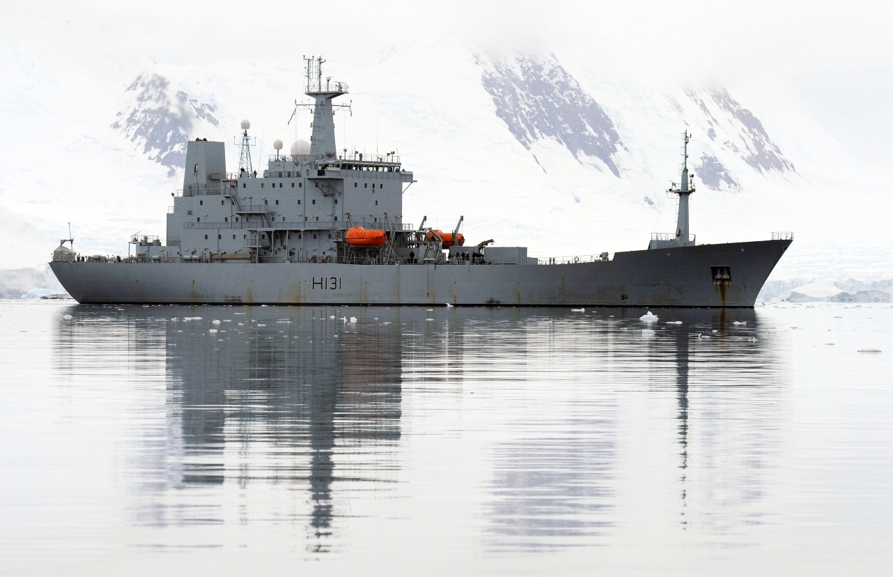 HMS Scott Provides Search Support