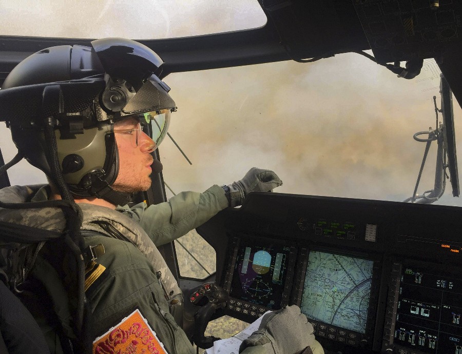 RN Pilot In Australian Bush Fires Evacuation