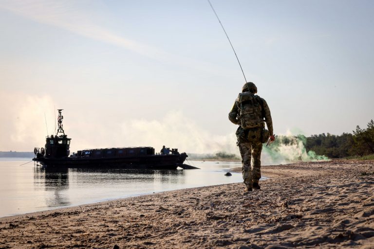 HMS Albion and 45 CDO participate in Exercise Spring Storm 2023