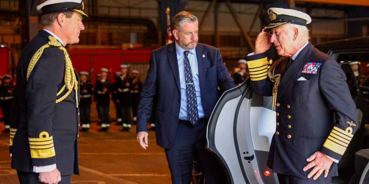 His Majesty The King Thanks Submariners and Families