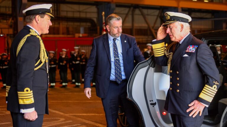 His Majesty The King Thanks Submariners and Families