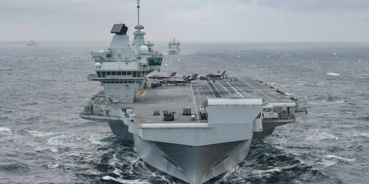 UK and US Carrier Groups Flex Muscles in North Sea