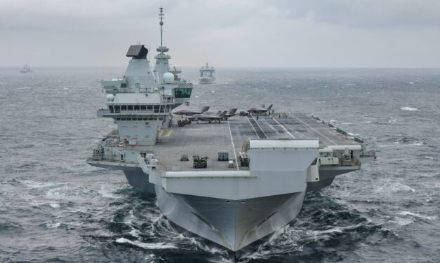 UK and US Carrier Groups Flex Muscles in North Sea