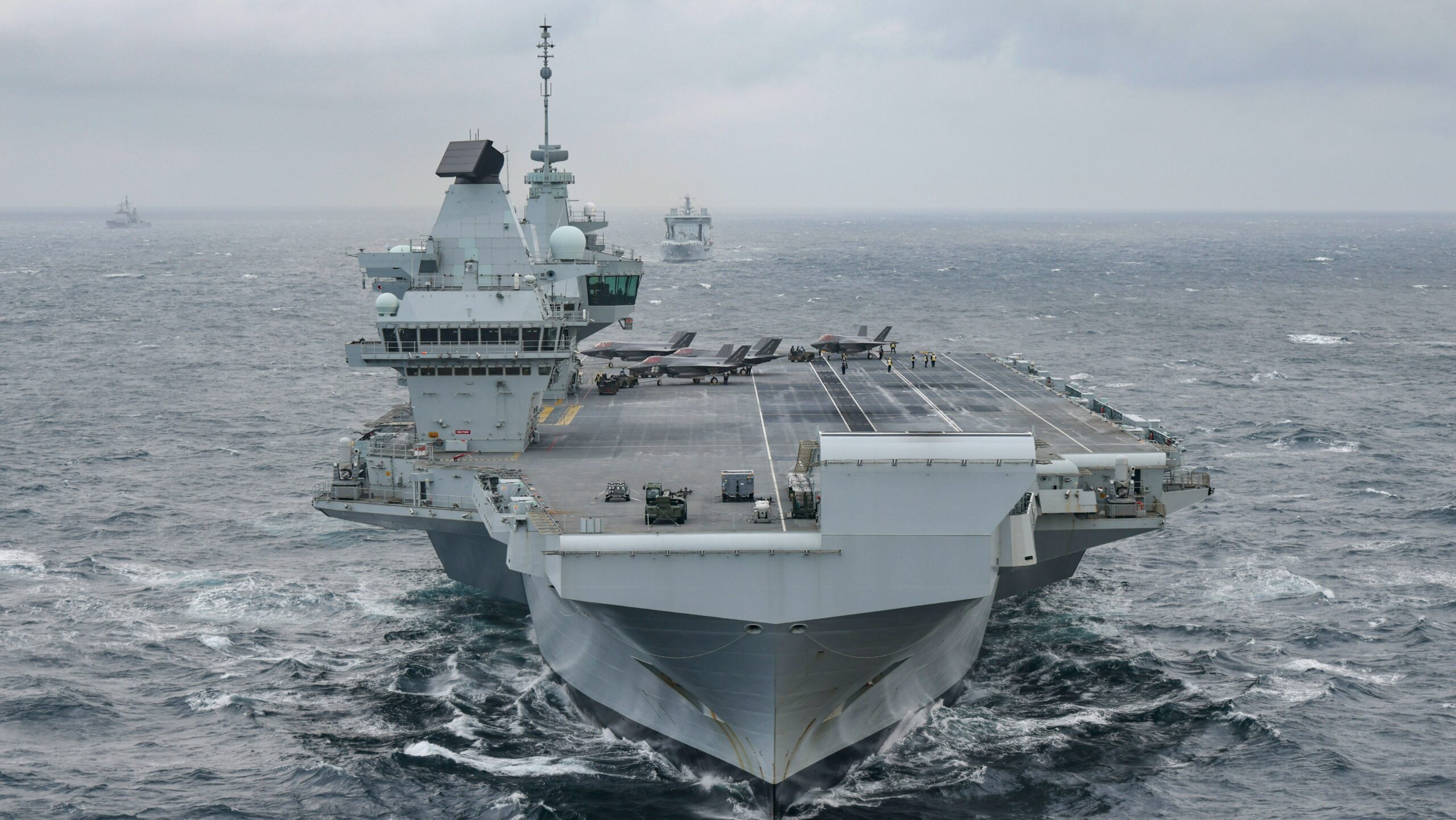 UK and US Carrier Groups Flex Muscles in North Sea