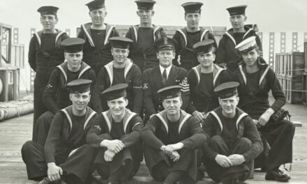 Royal Naval Association takes three WWII veterans to the Cenotaph