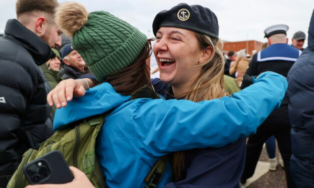 Royal Navy destroyer returns home for Christmas after Eastern Mediterranean mission